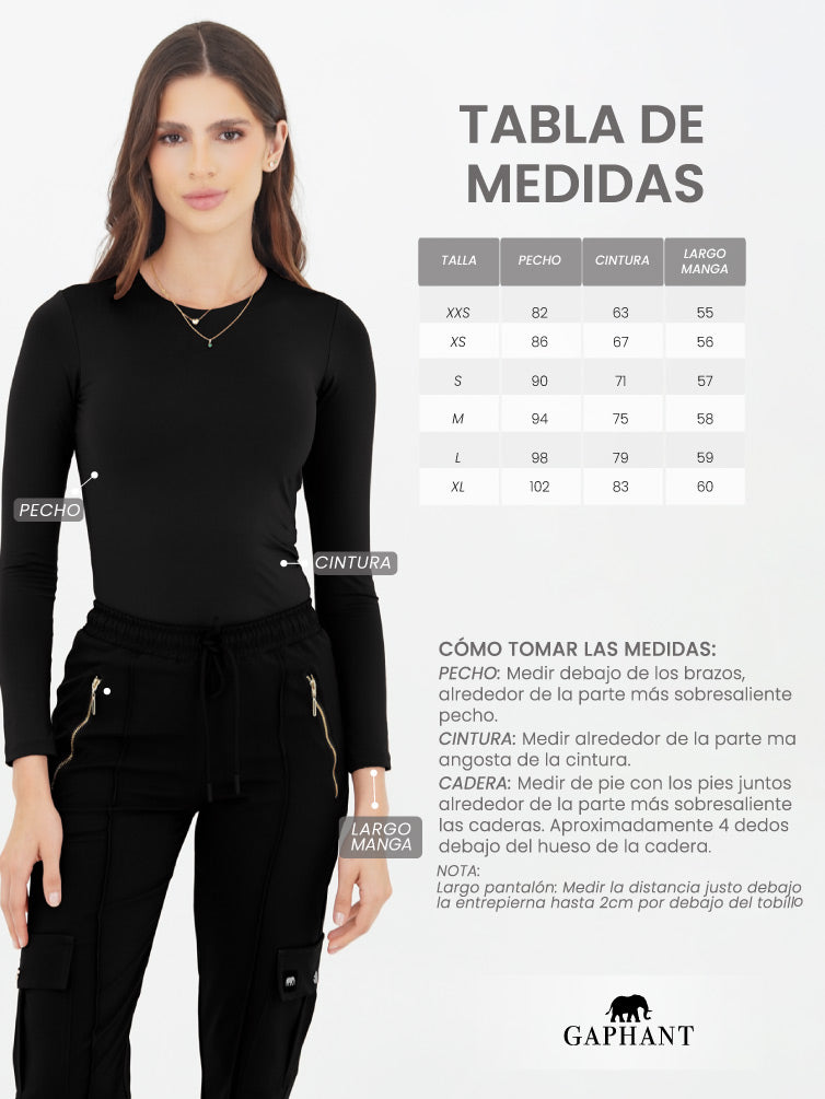 Camiseta Esencial Negra