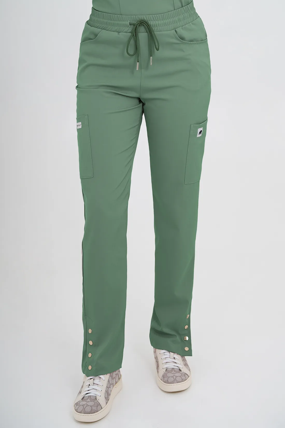 Pantalón médico Roma Verde Oliva Slim Fit bota recta – uniforme profesional salud Gaphant