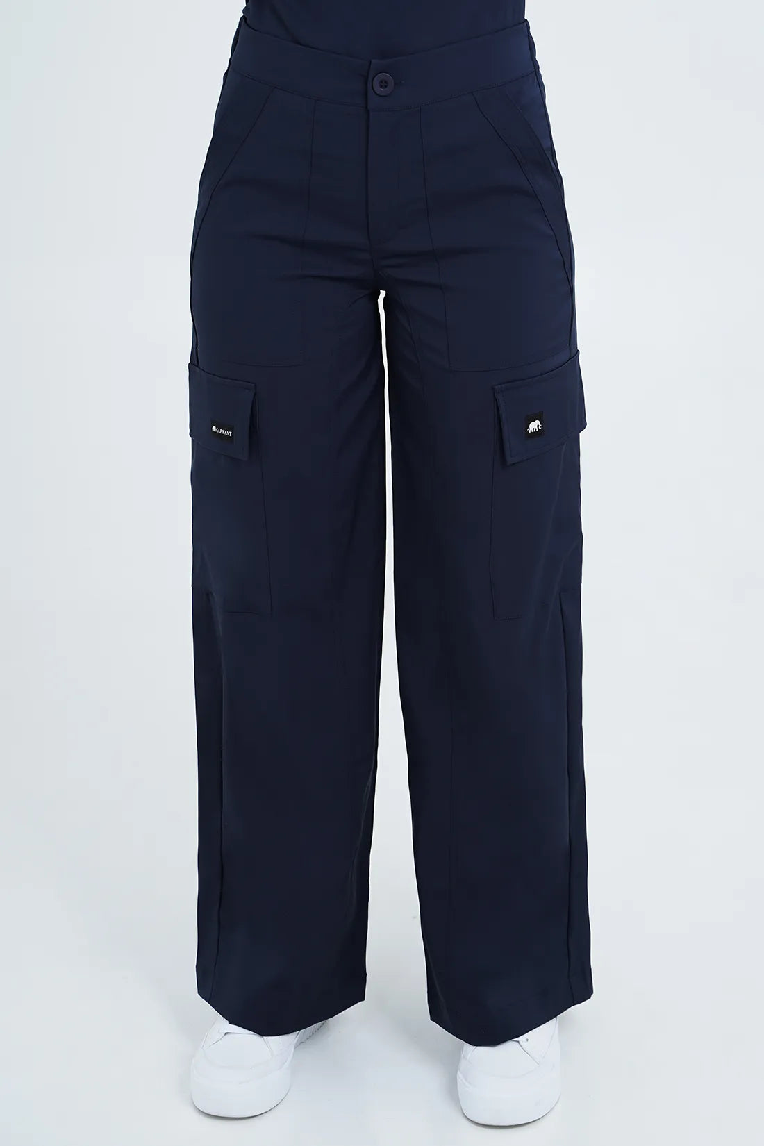 Set de Uniforme Médico Cargo Azul Navy – Practicidad máxima con estilo para el sector salud