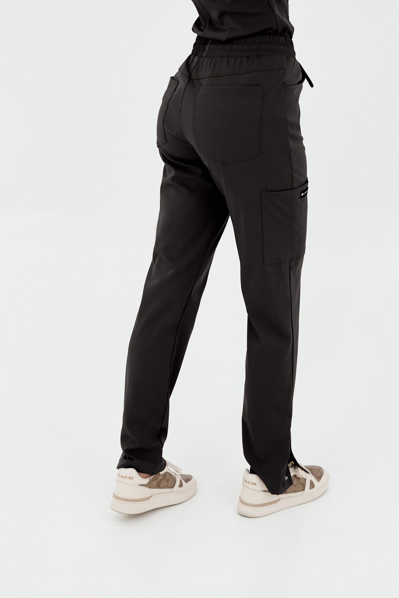 Tela antifluida pantalón médico negro 96% poliéster Slim Fit – Gaphant