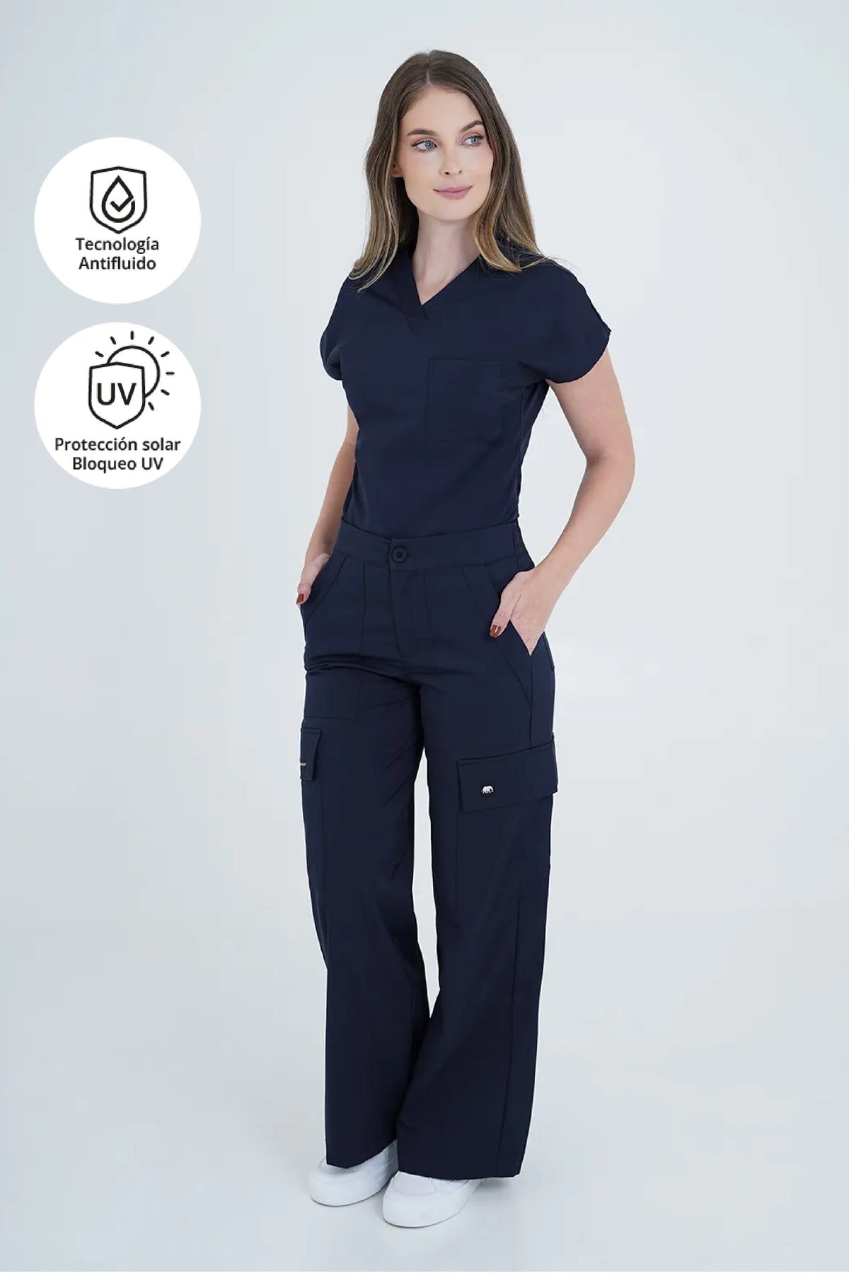Set de Uniforme Médico Cargo Azul Navy – Practicidad máxima con estilo para el sector salud
