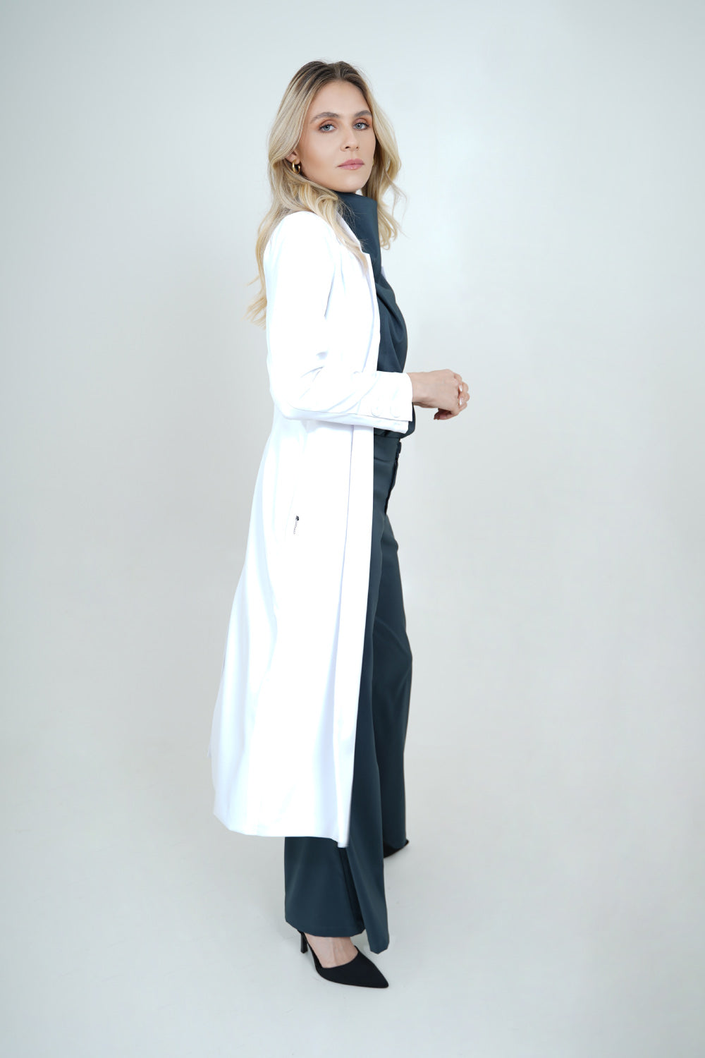 White Phante Robe